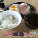 ハムエッグ定食／喫茶ボン（あま市）