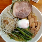 青木悠真のラーメンと野球で日が暮れる