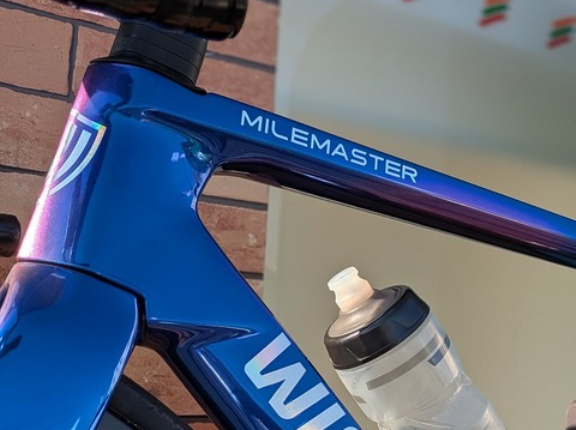 一般サイクリストの最適解とは何か。 最新エアロロードM6に乗って見えた“速さ”の正体