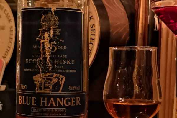 くりりんのウイスキー置場 - ブルーハンガー