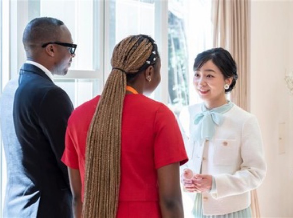 佳子様　「青年の船」参加者とご交流