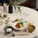 梅肉唐揚げとマカロニサラダとかの夜ごはん
