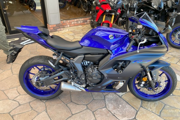 YSP大阪東 ヤマハな休日の為に - YZF-R7