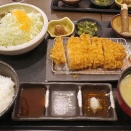 【出張メシ】黒豚ロースかつ定食／鹿児島黒豚とんかつ専門店 鹿児島 黒かつ亭（東京駅）
