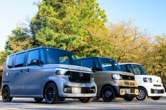 2025年度の車名別新車ランキング、首位「N-BOX」　乗用車首位「ヤリス」