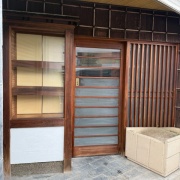 ＊実家の片付け49話 店入口の掃除と修理