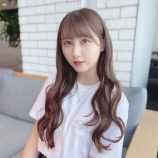 『[イコラブ] 山本杏奈「指原さんから4周年のお祝いで頂いた DiorのTシャツ様！！！ ついに開封しちゃいましたっ…」』の画像