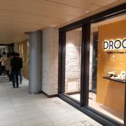 Drooly ドローリー 阪神百貨店で買ってみた 整理券必須ハニーチーズケーキは即売り切れ 今日は何食べる 全国お土産日記