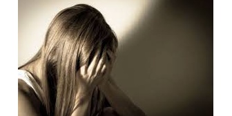 母「娘のくせに母親の私より幸福になる事は許さない」一方、父「どうしてお母さんの苦悩を分かってあげられない？」→結婚を２度妨害され、私は結婚を諦めた