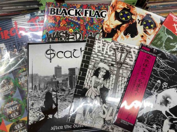 ハードコアを中心に中古レコードがまとまって入荷！②