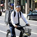 3年くらい前に「これからはフーデリの時代、Uber配達員一本で食ってく」って言って会社辞めた同僚