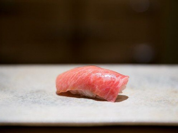 海外「日本で体験した”高いけどそれだけの価値があった”と思える食事はなんだった？」日本の食体験に対する海外の反応