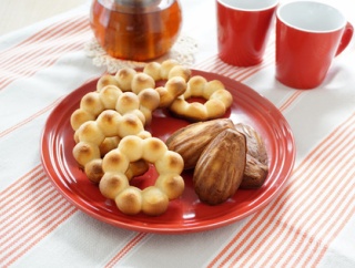 ミックス粉で簡単!ドーナツカヌレ。【材料３つ】