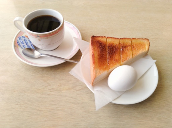 常連さんに親しまれるモーニングのひととき！春日井総合福祉センター内にある喫茶店/喫茶 食事 ニューロイヤル