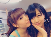 【AKB48】篠崎彩奈と髙島祐利奈がハイタッチ無視の件に触れる