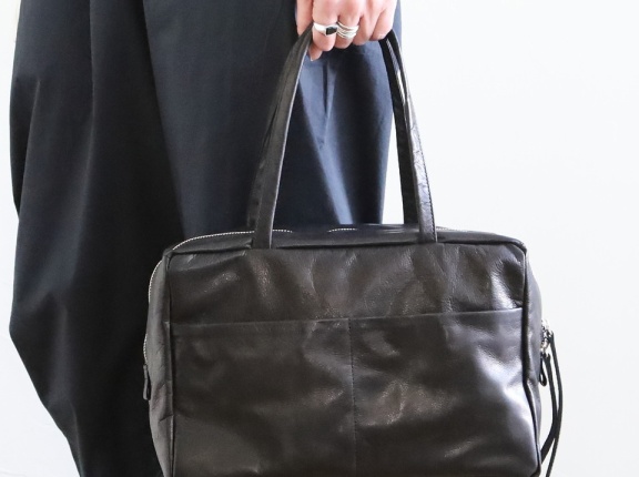 les basiques ～ お仕事にも便利なボックス型バッグ