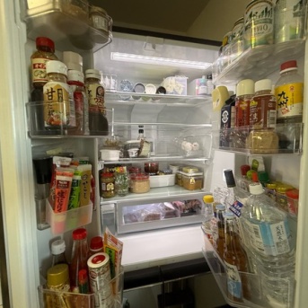 冷蔵庫掃除で野菜室がベタベタ大惨事！パストリーゼで庫内もスッキリ