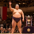 琴櫻の副賞は和牛一頭分！パリ公演総合優勝で贈られた“規格外”の賞品に会場沸く