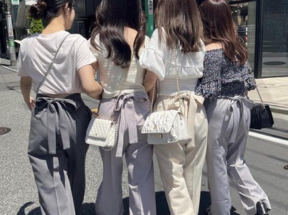 【画像】夏になると大量発生するこういう女の子たちｗｗｗｗｗｗｗｗｗｗｗｗｗｗｗｗｗｗｗｗｗ