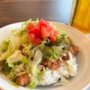 「沖縄酒場うとぅいむち」の『タコライス』など（大和市中央）【やまとぴグルメ】