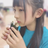 『[ノイミー] 尾木波菜「ちぃたん(永田詩央里)が無言で何か食べてると思ったら、恵方巻き食べてました( ˆ-ˆ  )！！」』の画像