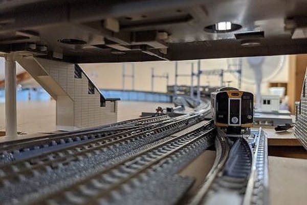 いすばすでんてつ 近鉄奈良線をnゲージで再現 いすばすでんてつ 近鉄奈良線をnゲージで再現