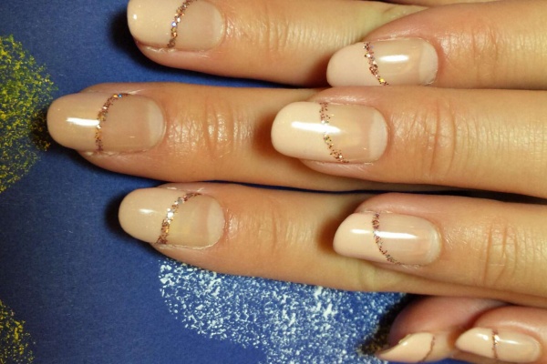 ネイルサロンマジーク上野店ネイリストkeikoブログ フレンチネイル