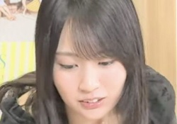 【超・緊急速報】賀喜遥香、胸元が開いた服で前屈みwwwwwwwwwwwww