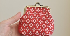 【こぎん刺し初心者】和小物が可愛い！赤布で「がま口財布」を作ってみました♬（記事下にPR含）