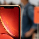 『【朗報】iPhone XRが2019年最も売れたスマホに！「Appleは高価格帯にシフトからしたから売れない」←完全に間違いだったことが判明する！！』の画像