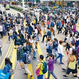 『香港政府統計局｜人口が2万人近く増加、751万8300人に』の画像