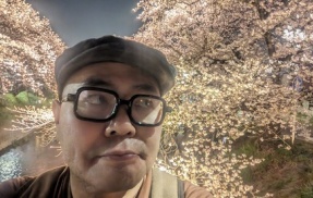 五条川の千本桜 愛知県 岩倉市の桜まつり 川沿いをぐるっと回って夜桜まで楽しんできました。