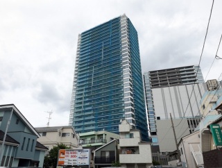 地上33階「プラウドタワー小岩フロント」の建設状況！タワークレーンは撤去済み（2025.8.13）