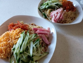 便秘体質のワイ、潤腸湯に救われる。と、ターコイズブルーの葉っぱ作りました。