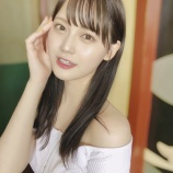 『[イコラブ] 髙松瞳「100万回再生ありがとう🍋🤍お待たせオフショット！！！」』の画像