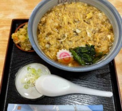 勝浦市『いづみや本店』で天もりと玉子とじそばを頂く！