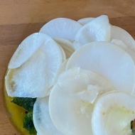 おつまみにぴったり〜カブと生ハムのマリネ