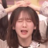 菅原咲月の舌出し