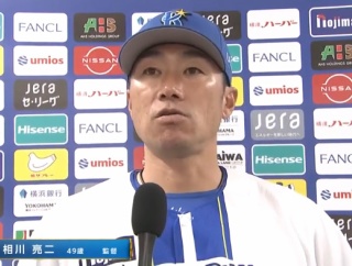 DeNA、打線ふるわず開幕2連敗　相川監督「1年間のキーに」1番牧につなぐ下位打線の出塁求める