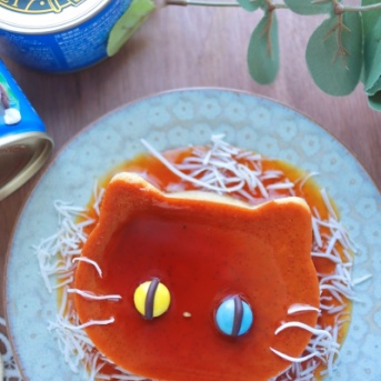 セリアの猫パンケーキ型で作るねこプリン