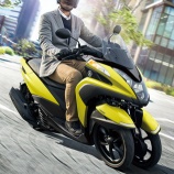 『トリシティ125の2021年モデル発表！』の画像