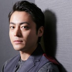 【画像】山田孝之さん、限界突破しコラみたいになる･･･