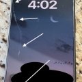 スクリーンプロテクターにまたもやヒビが入りました！