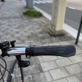 握りひとつで、世界は変わる。メンテナンス済みの相棒と、汗ばむ陽気の初夏サイクリング