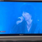 ���չ���B'z�Υ��å������ܺǽ��������夲��