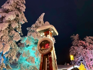 サンタクロース村　フィンランドのロヴァニエミ