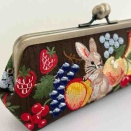 《うさフェス・ラビファン》刺繍リボンのがまぐちポーチ