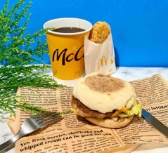 【朝マック限定】タルタルデミソーセージマフィン実食レビュー｜ピカチューパッケージで楽しむポケモン夏マック2026