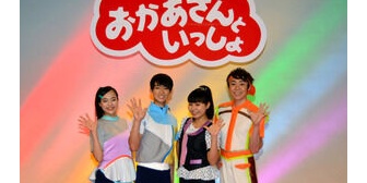 『おかあさんといっしょ』が始まったので子供(2歳半)を何度も呼んだのに「いや～」と言って来ず。終盤になり「初めから歌いたかったー！！」と大泣き ← どうしろと！