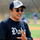 クイーンとのパートナーシップを終了！？